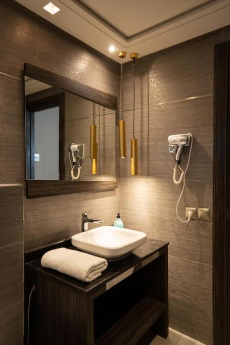 #56 Maarif Racine Urban Massira Near Twin Center Apartment Казабланка Екстериор снимка